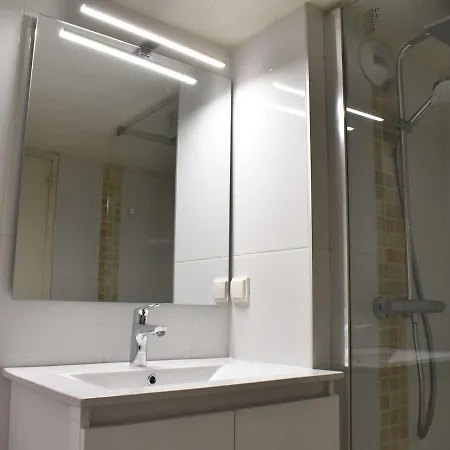 Mezzanine Cosy 4 Pers Au Coeur De Meribel, Proche Pistes Et Commerces - Fr-1-180-218 Apartment *